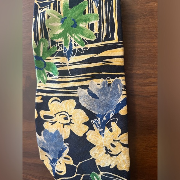 Vintage Silk Europeennes Tie - Picture 2 of 5